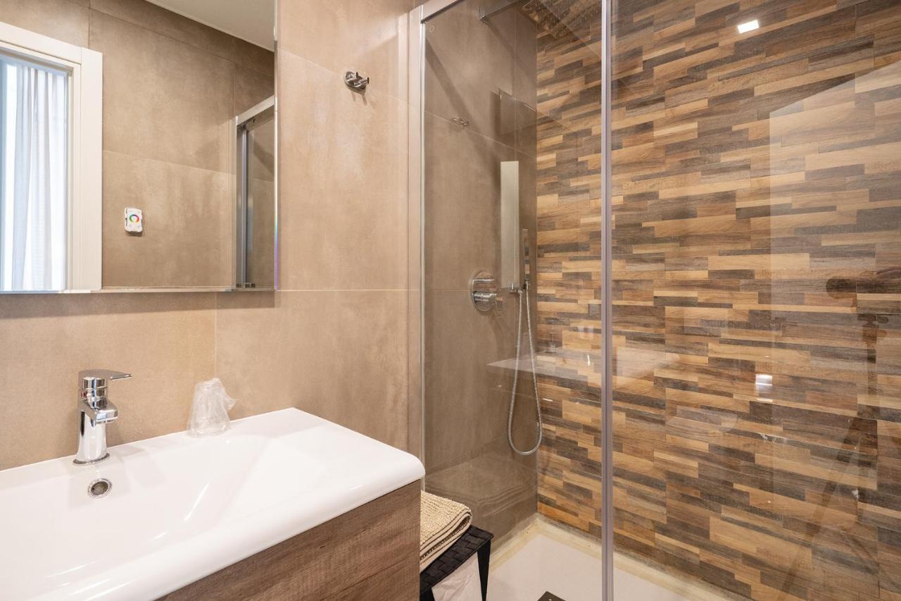 Large Double Room Balcony
