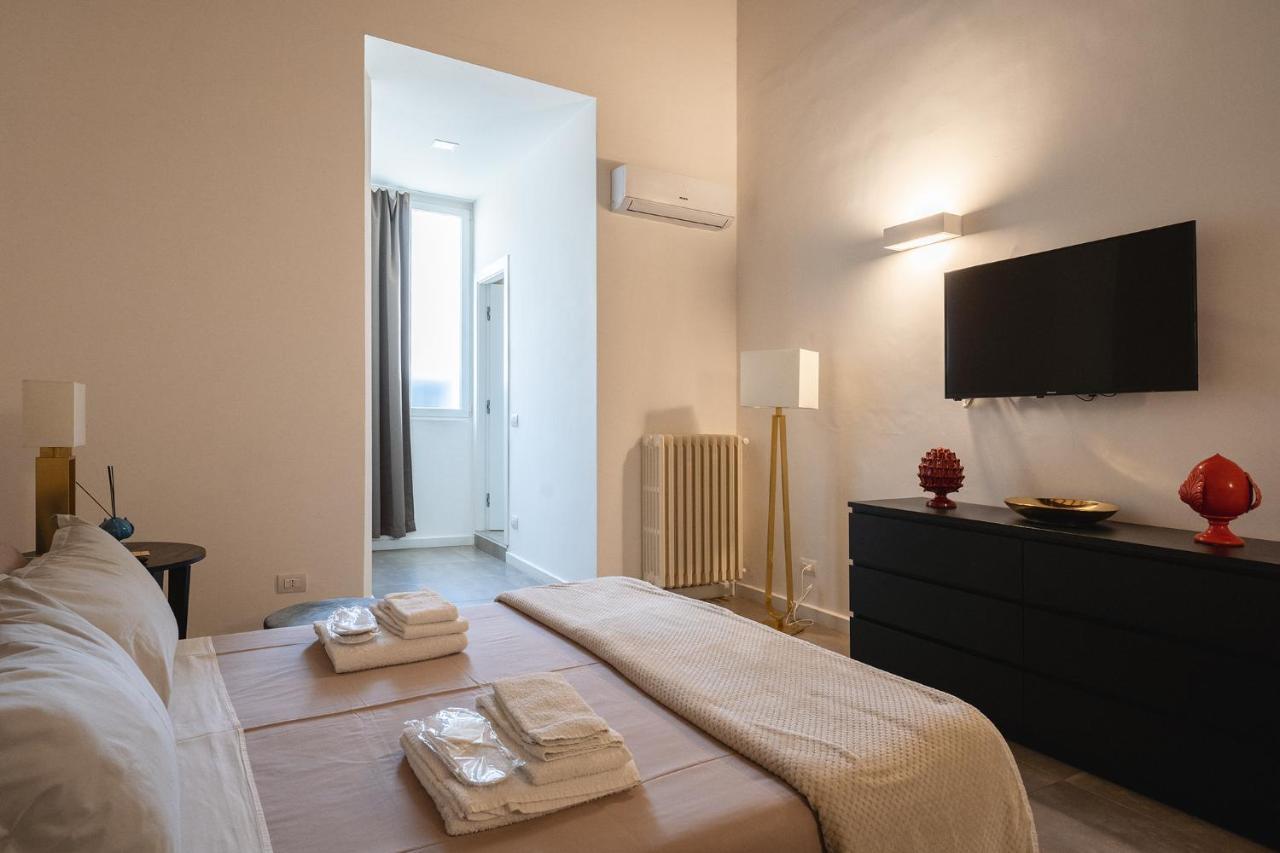 Large Double Room Chimney