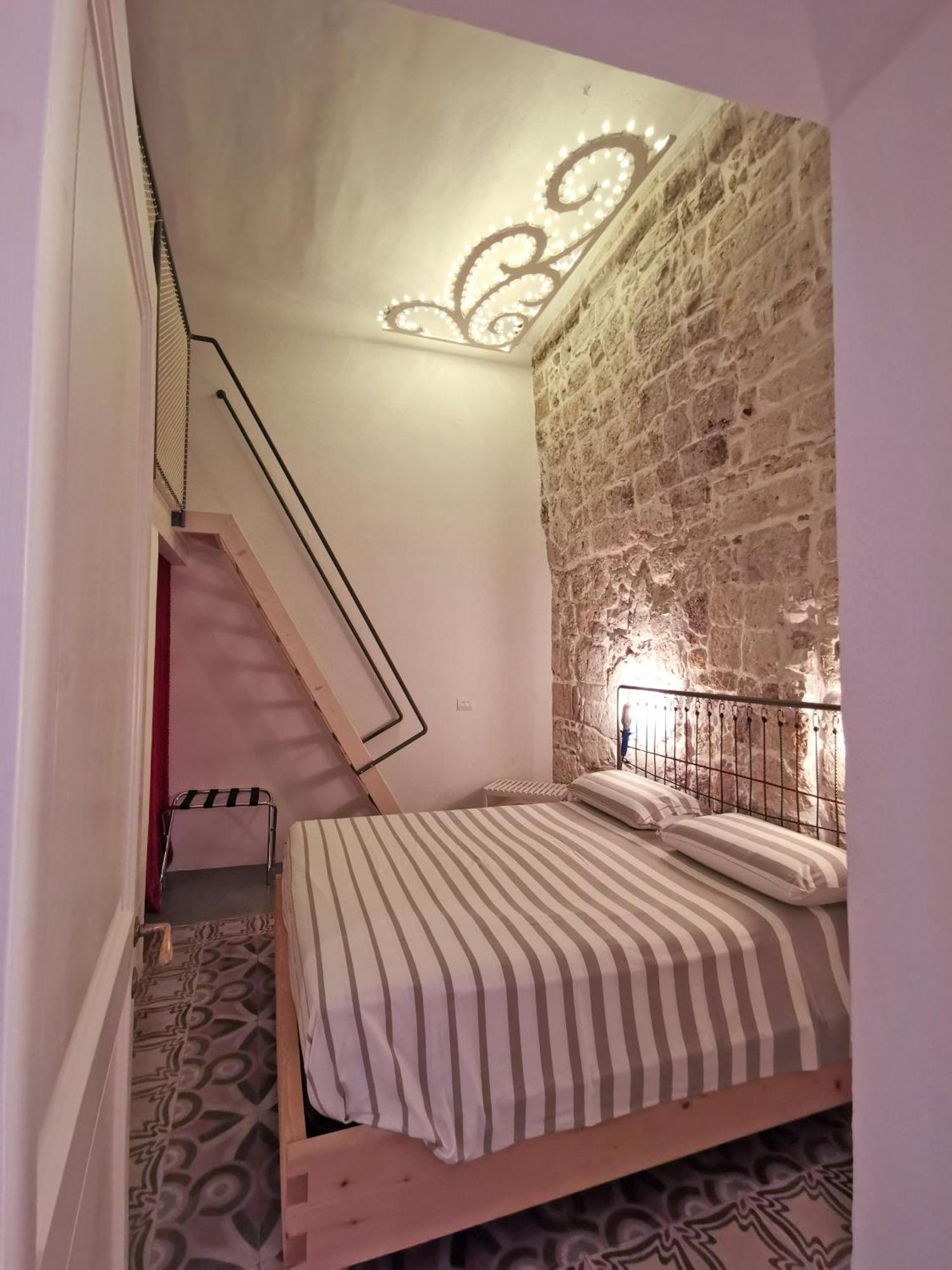 One-Bedroom Apartment,1629429124:JPEG