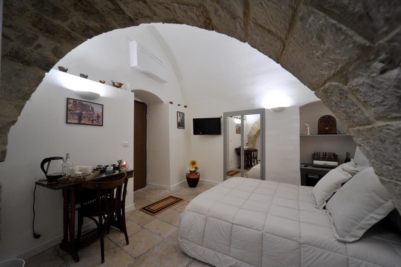 Comfort Triple Room Shower