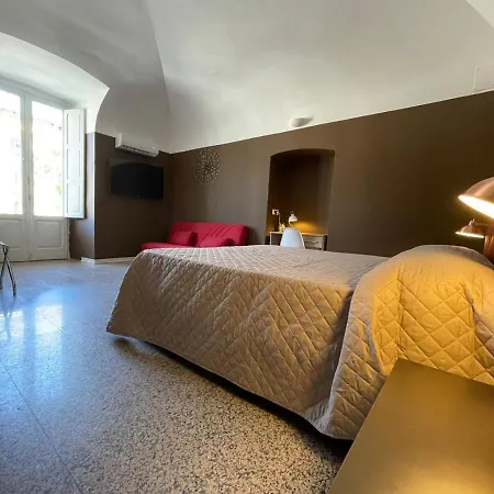Cconforthotels Central Rooms-3
