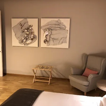 200 Rooms & Terrace-3